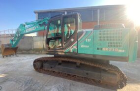 UEXE167 – ESCAVATORE KOBELCO SK210SNLC-10