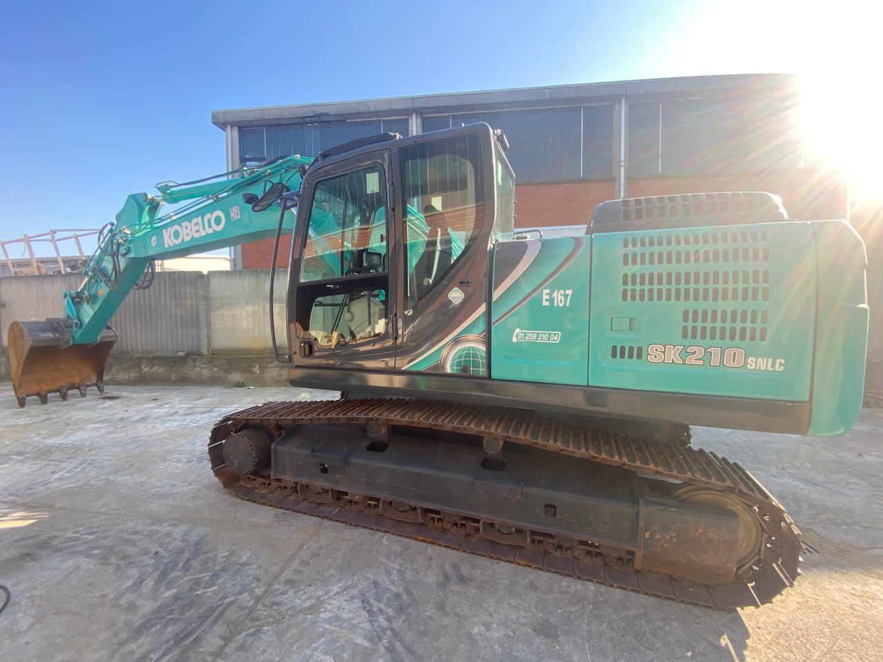 UEXE167 – ESCAVATORE KOBELCO SK210SNLC-10