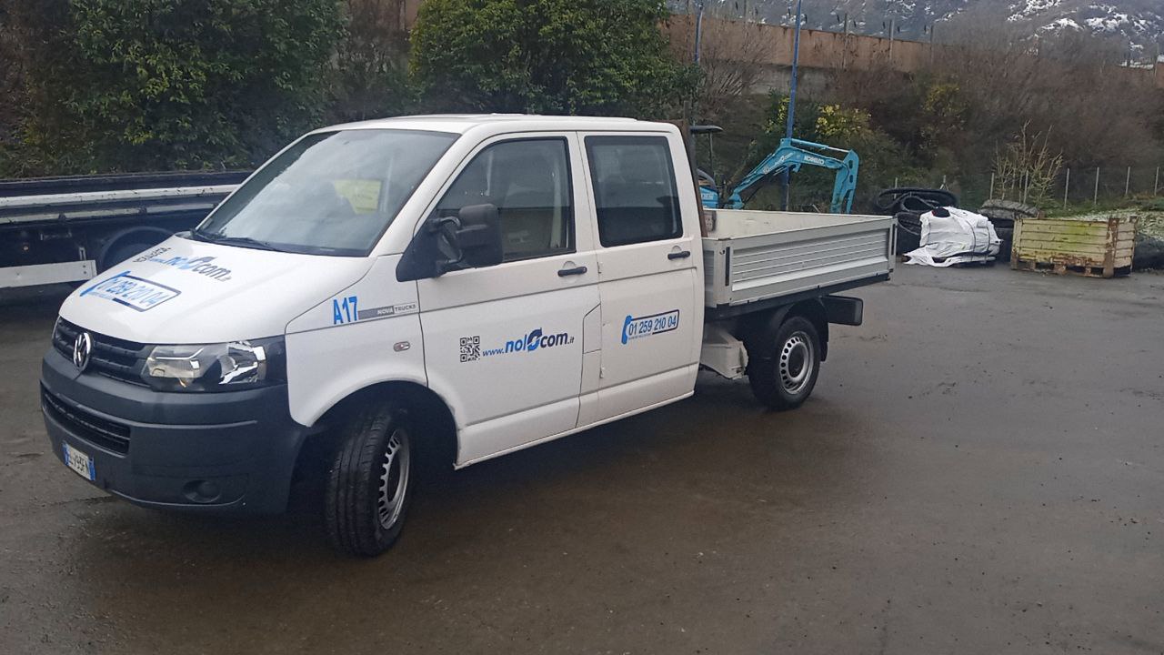 UEXA017 – AUTOCARRO VW TRANSPORTER DOPPIA CABINA 35