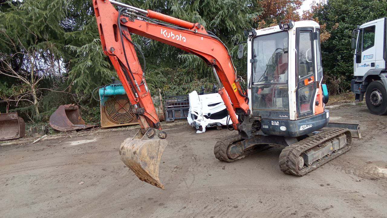 U538 -ESCAVATORE KUBOTA U35 NW