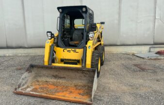 UEXP027 – PALA COMPATTA GEHL SLV 270 DXTDJ3