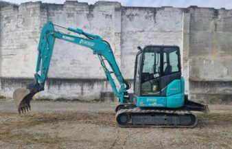UEXE189 – MINIESCAVATORE KOBELCO mod. SK55SRX-6