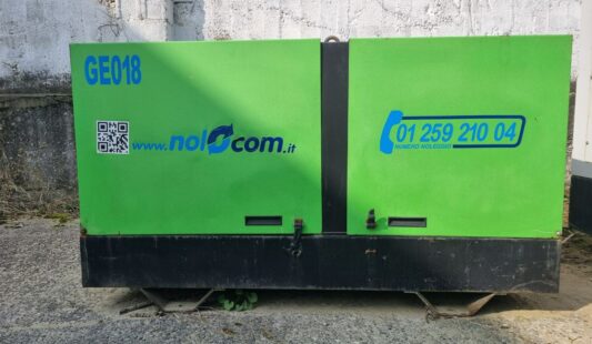 UEXGE018 – GRUPPO ELETTROGENO 33 kva