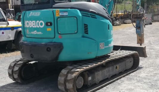 UEXE199 – Miniescavatore Kobelco mod. SK45SRX-6E